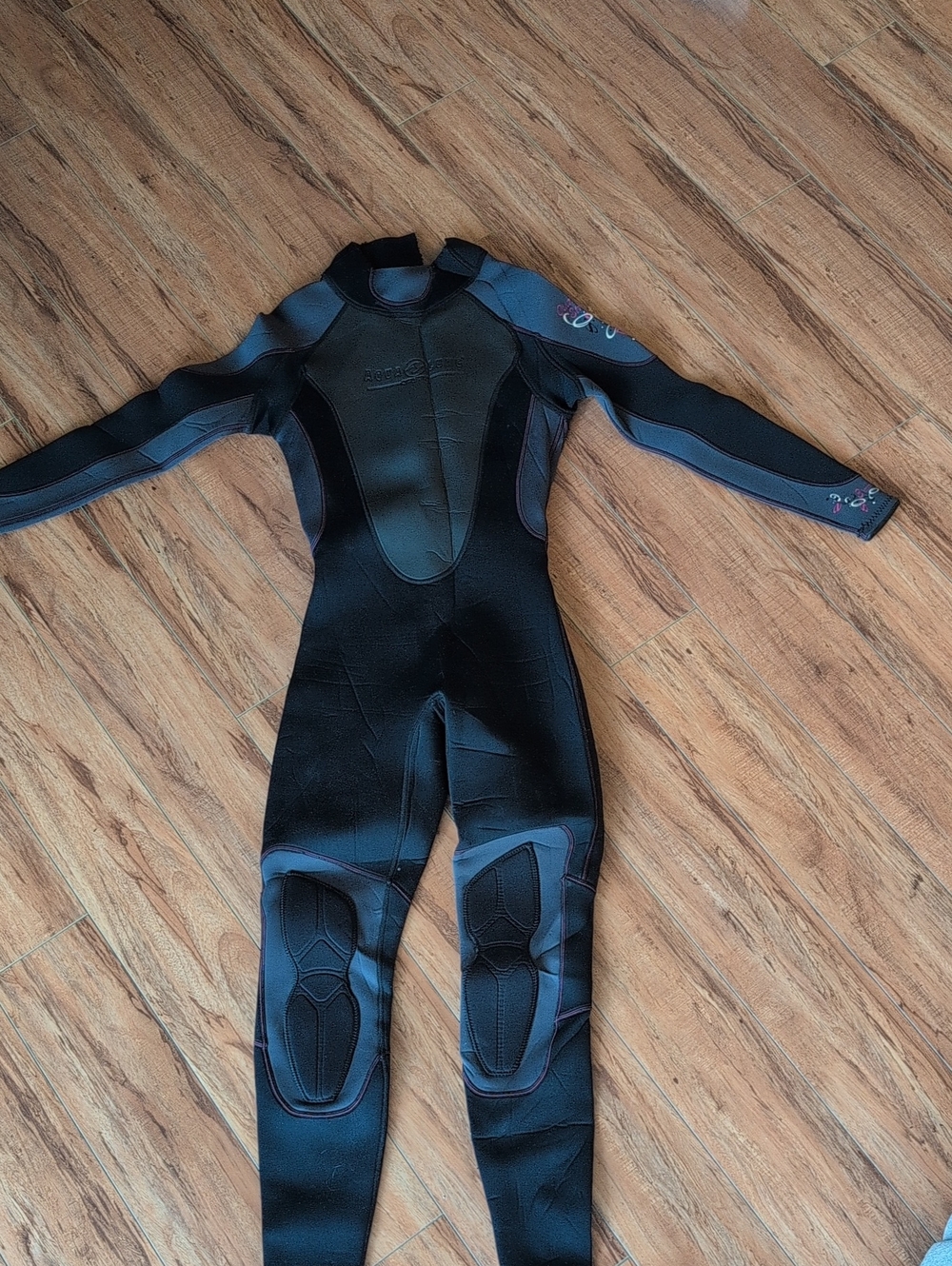 Black & Gray Women's Full-Length Wetsuit Aqua Kung Brand